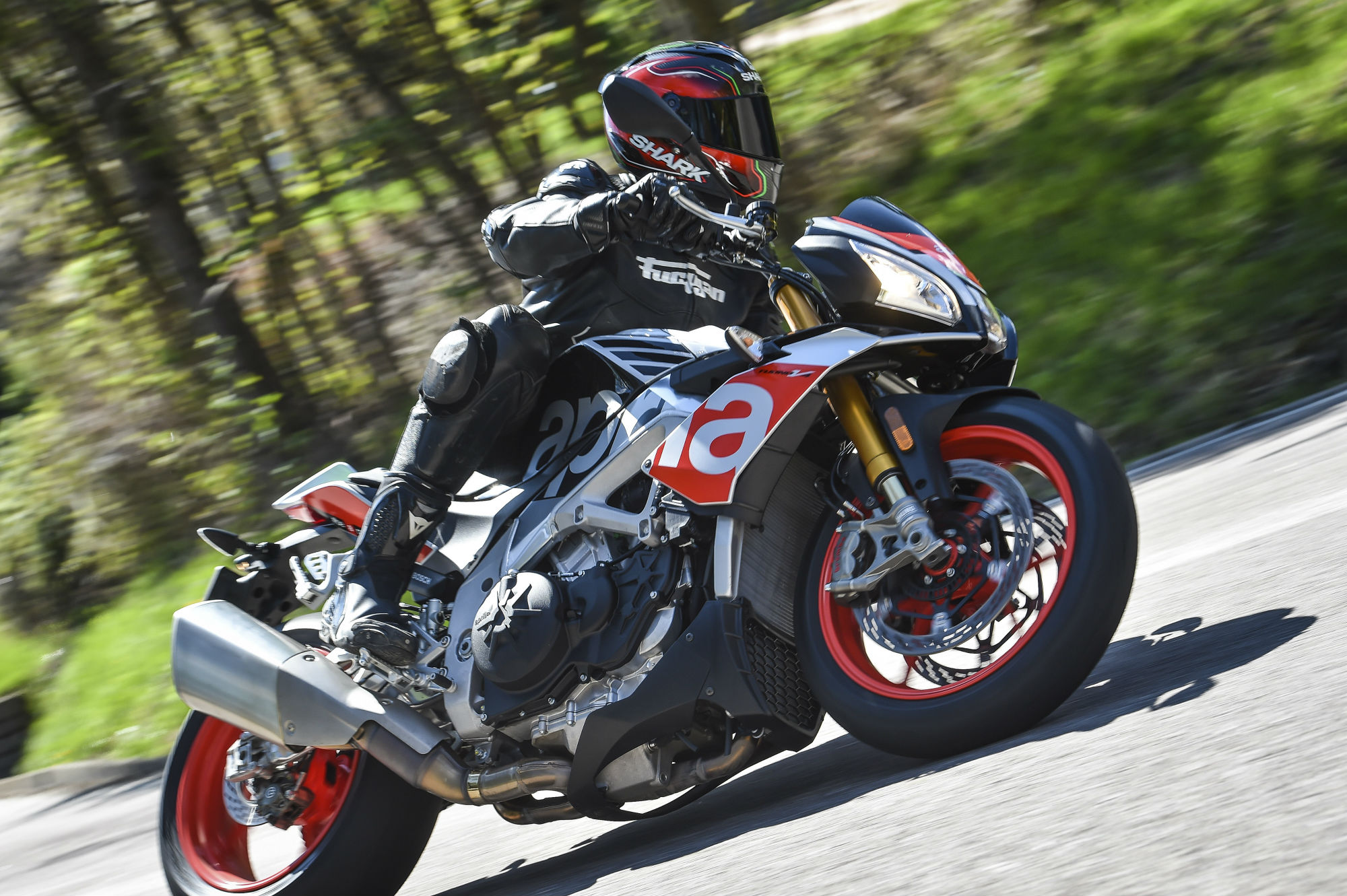 Aprilia Tuono V4 1100 Factory review Visordown